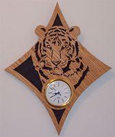 Oak Tiger clock; Pattern from [url=http://www.scrollerltd.com/]Scroller Ltd.[/url]